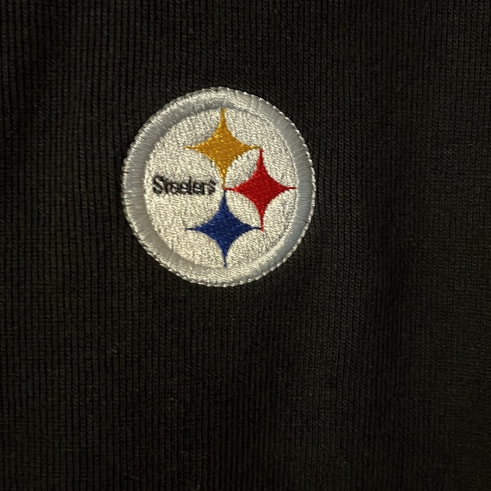 Pittsburgh Steelers NFL Pullover with plush football - Picture 2 of 7